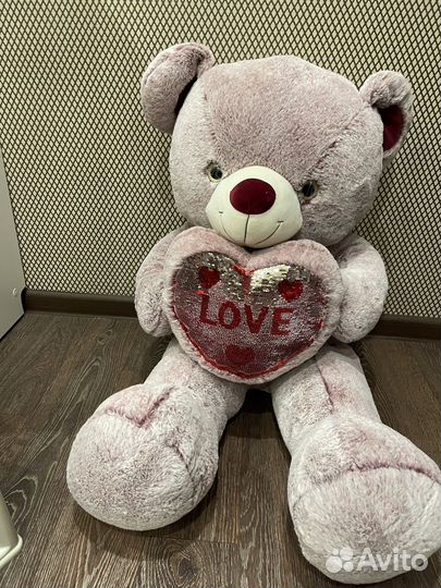 Плюшевый медведь