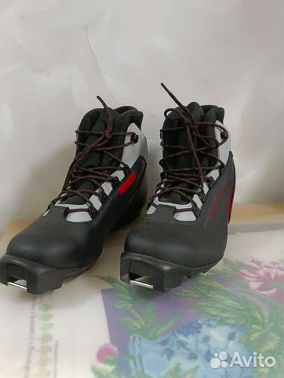 Лыжные ботинки salomon escape S