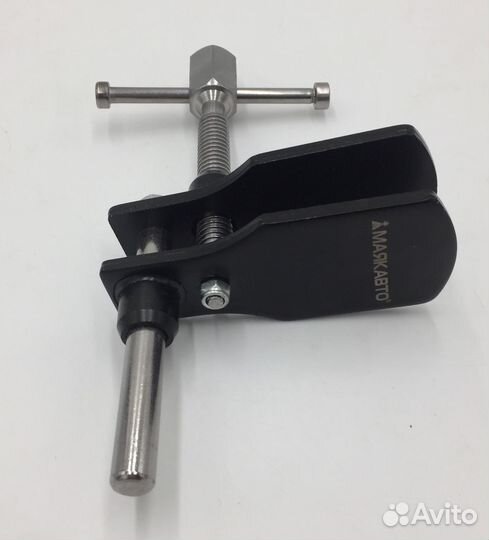 Приспособление для разжима тормозных колодок МАЯКА