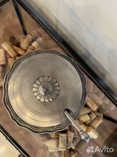 Емкость для сыра/сахара винтаж. Олово. Италия