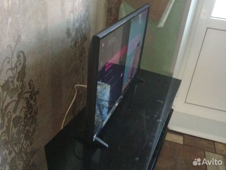 Телевизор LG 32Lj510u