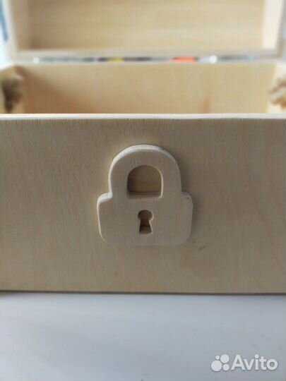 Сундук из натурального дерева