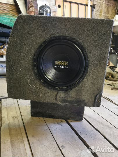 Сабвуфер HifonicsWarrior HW1212