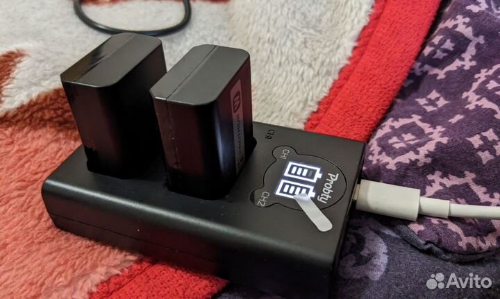 Зарядное устройство на 2 акб для Sony NP-FW50