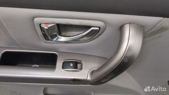 Дверь боковая левая задняя киа Sorento, 2006