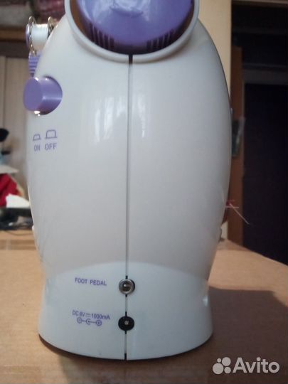 Мини швейная машинка SM-202A новая