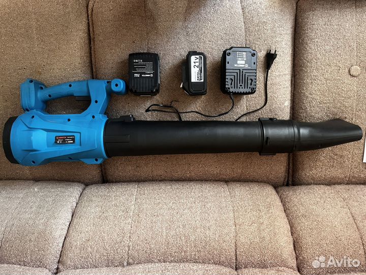 Воздуходувка аккумуляторная