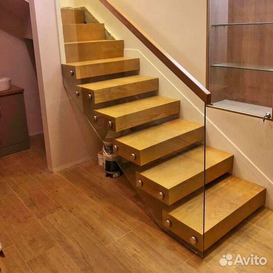 Стеклянные перила для лестниц