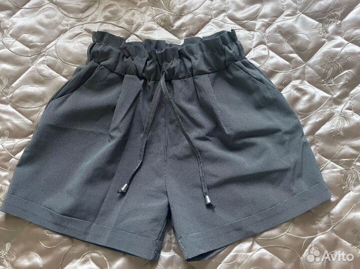 Шорты женские классические