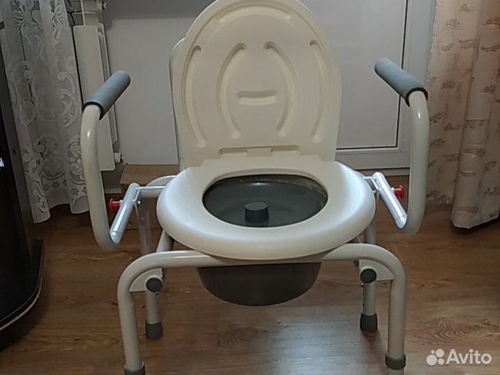 Кресло-туалет WC DeLux