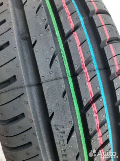 Viatti Strada Asimmetrico V-130 215/60 R16 95V