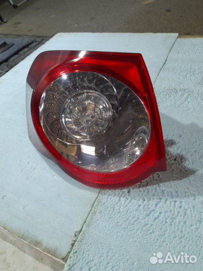 Фонарь в крыло левый Volkswagen Passat B6 CDA 1.8