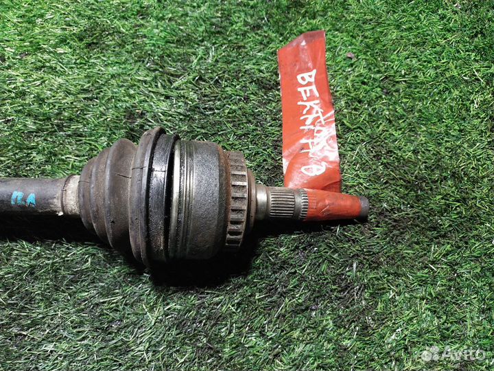 Привод передний левый Opel Vectra B