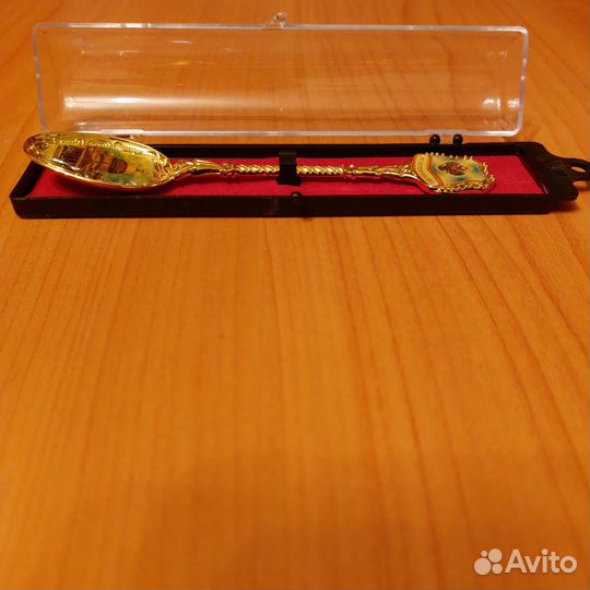 Декоративная ложка в футляре 