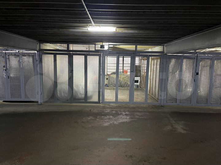 Машиноместо, 14 м²