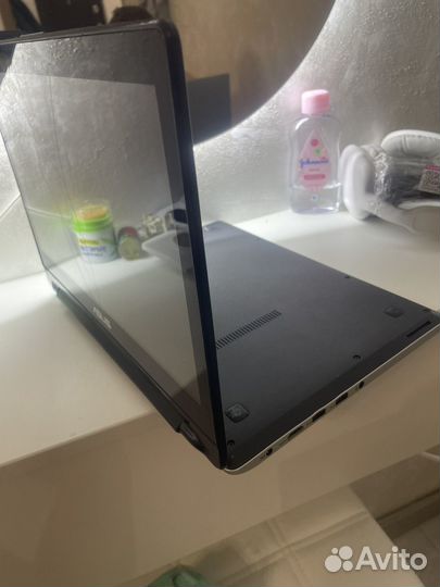 Ноутбук asus