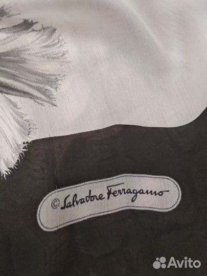 Шарф Salvatore Ferragamo