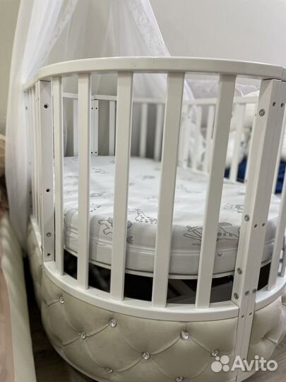 Детская кроватка трансформер с маятником