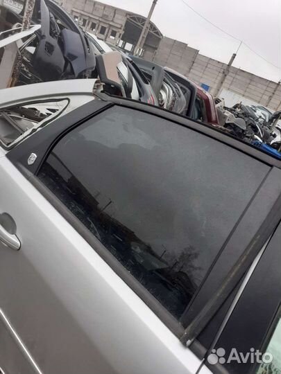 Заднее правое стекло Ford Focus 2