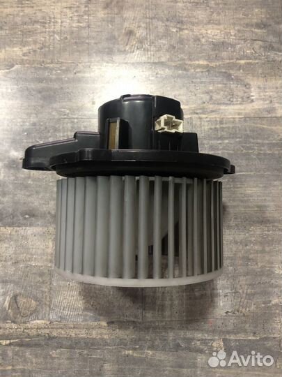 Моторчик печки Hyundai Verna / Хендай Верна