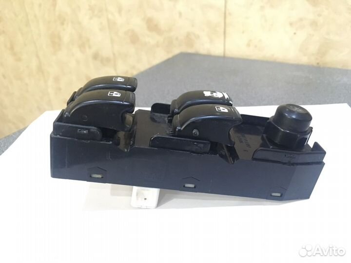 Блок управления стеклоподъемниками Шевроле лачети