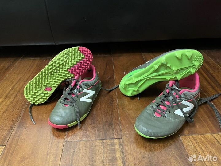 Детские футбольные бутсы