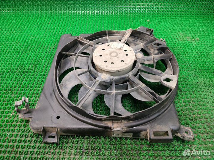 Вентилятор радиатора Opel Astra H Z13DTH 2008
