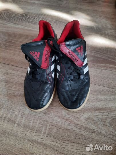 Футбольные бутсы и футзалки