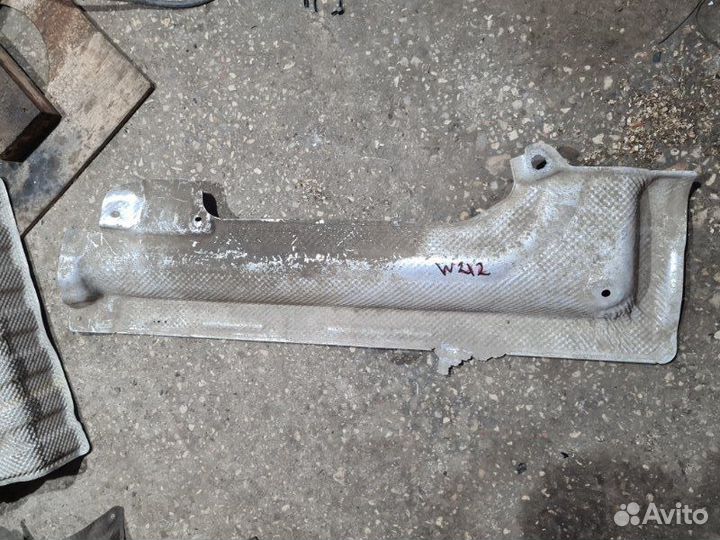 Тепловой экран Mercedes-Benz E-Klass W212 2012