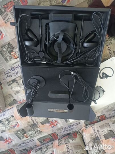 VR очки Oculus rift cv1 полный комплект