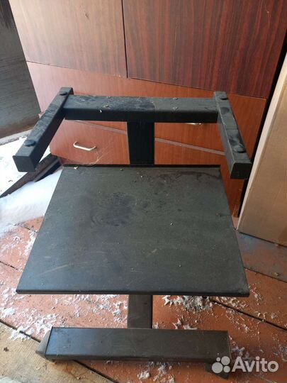 Тумба под телевизор