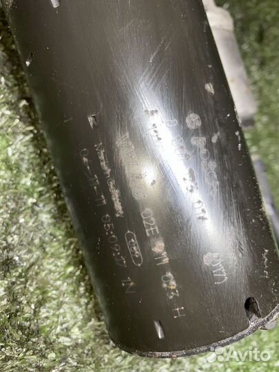 Стартер AXZ Volkswagen Passat b6 3C2 3C5 02E911023