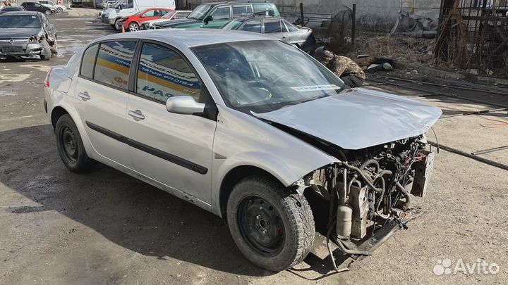 Стекло заднее Renault Megane 2 8200600189