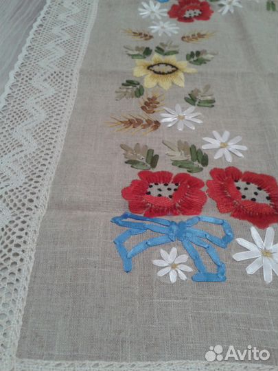 Скатерть и рушники с вышивкой, льняные, новые