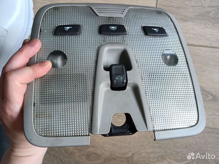 Плафон-люстра в салон Volvo s80 1