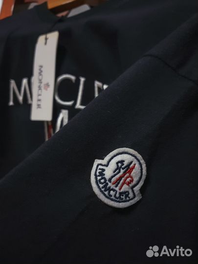 Футболка Moncler: ваш стильный союзник