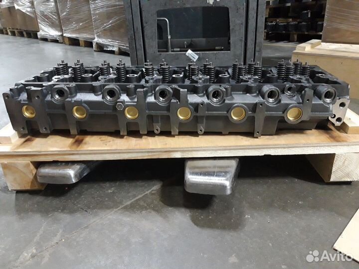 536.1003010 Головка цилиндров с клапанами