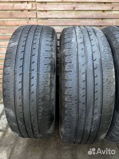 Goodyear EfficientGrip SUV 4x4 225/65 R17