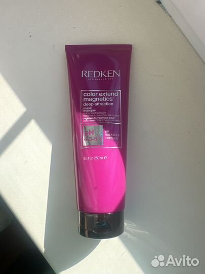 Маски и крем доя ухода Redken