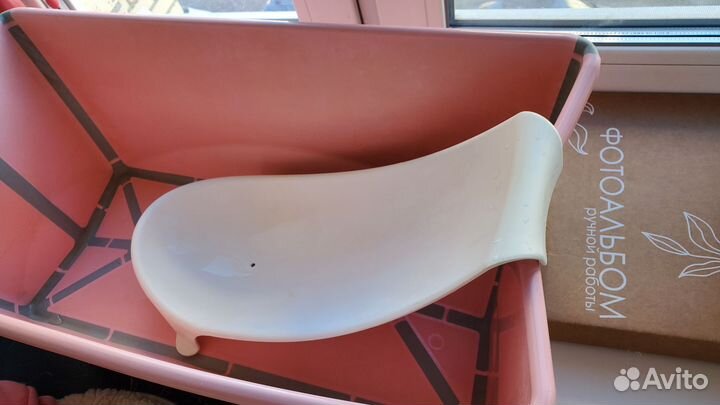 Склaднaя вaннoчка stоkke flехi bаth с горкой