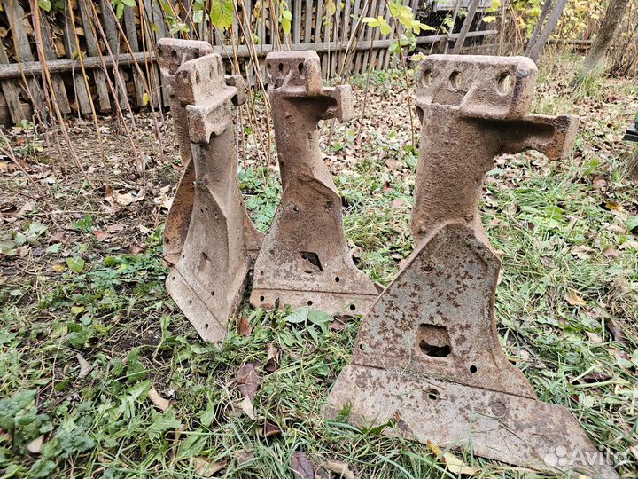 Стойка для плуга