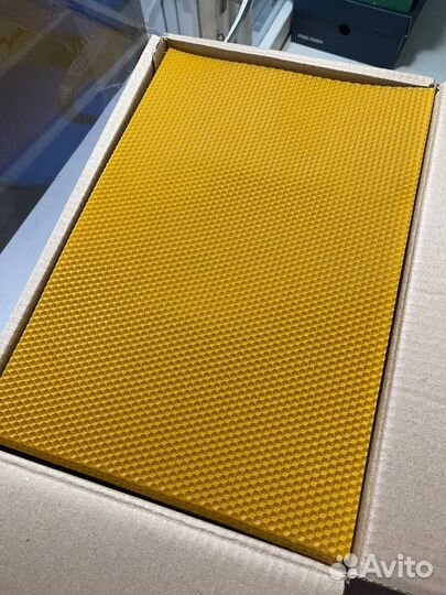 Вощина цветная