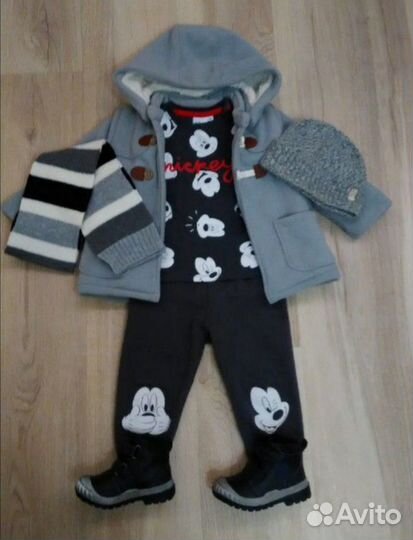 Пальто, костюм, ботинки, шапка