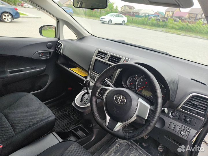 Toyota Ractis 1.3 CVT, 2012, 115 000 км