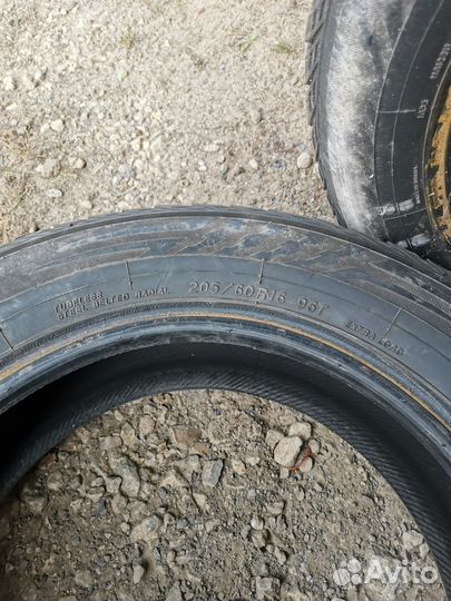 Yokohama Ice Guard IG35 205/60 R16 96T