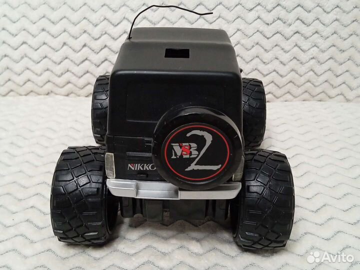 Внедорожник игрушка