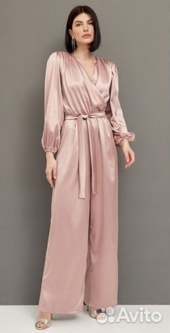 Атласный комбинезон 44-46