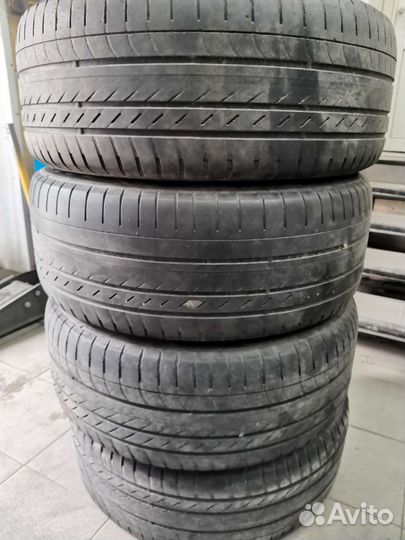 Goodyear Eagle F1 Asymmetric SUV 4x4 255/55 R18 109V