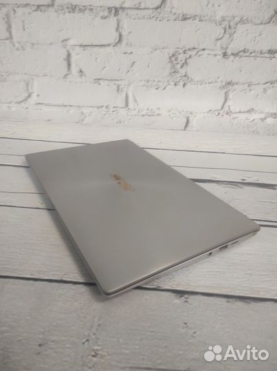 Asus Zenbook