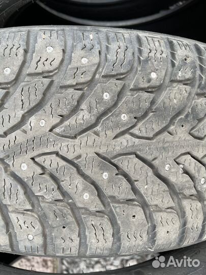 Nokian Tyres Hakkapeliitta 9 225/55 R17